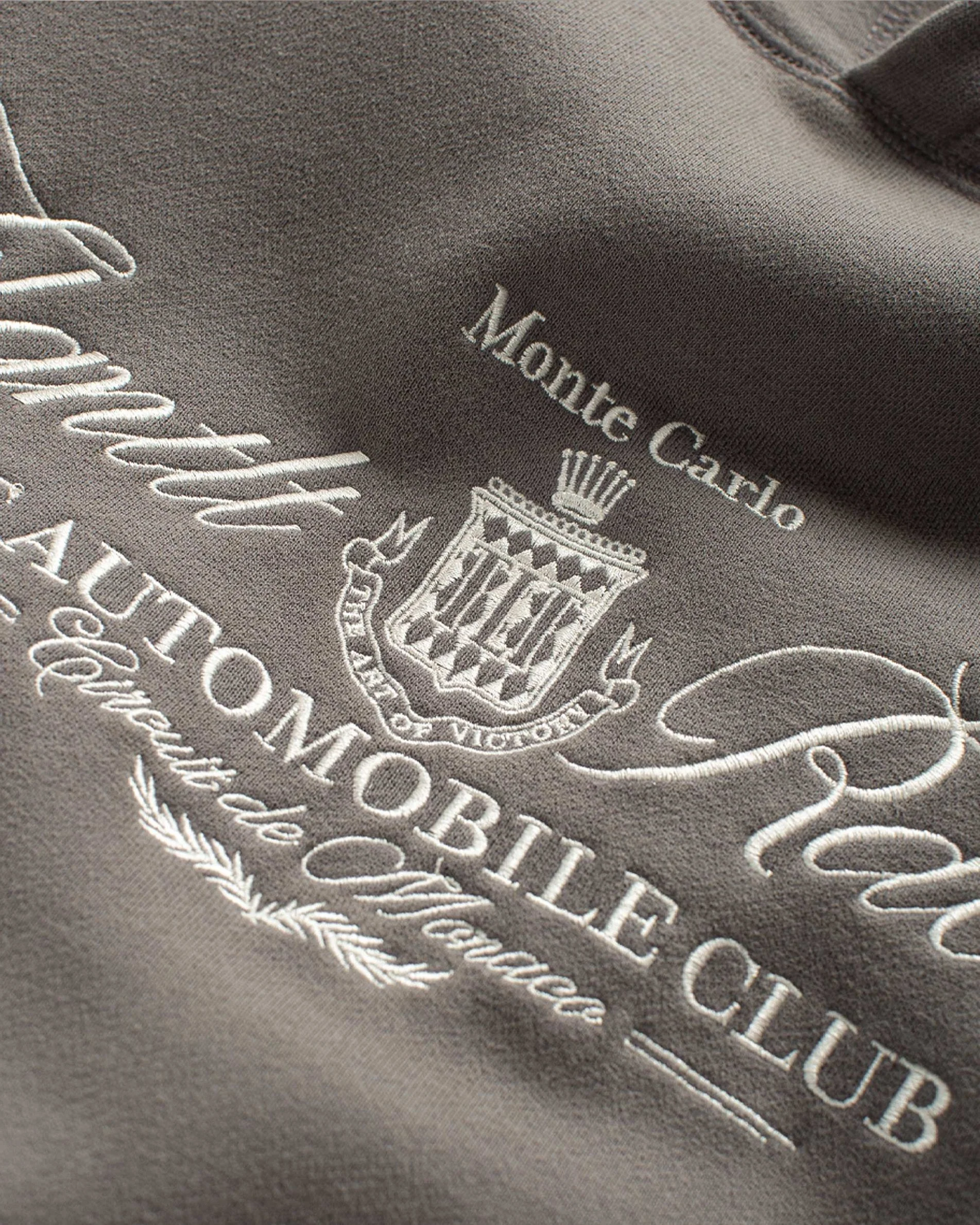 CHÂTEAU HOODIE - Image 4